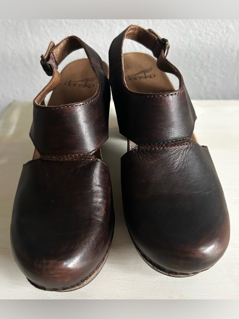 Dansko Riley heeled slingback clogs, size 37 (6.5-7). Dark brown leather upper. - Picture 3 of 9
